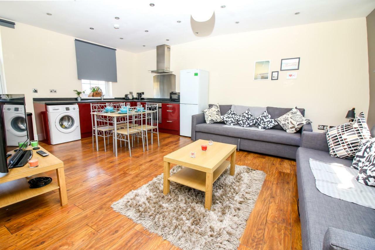 View Flat @ Liverpool St. Appartamento *